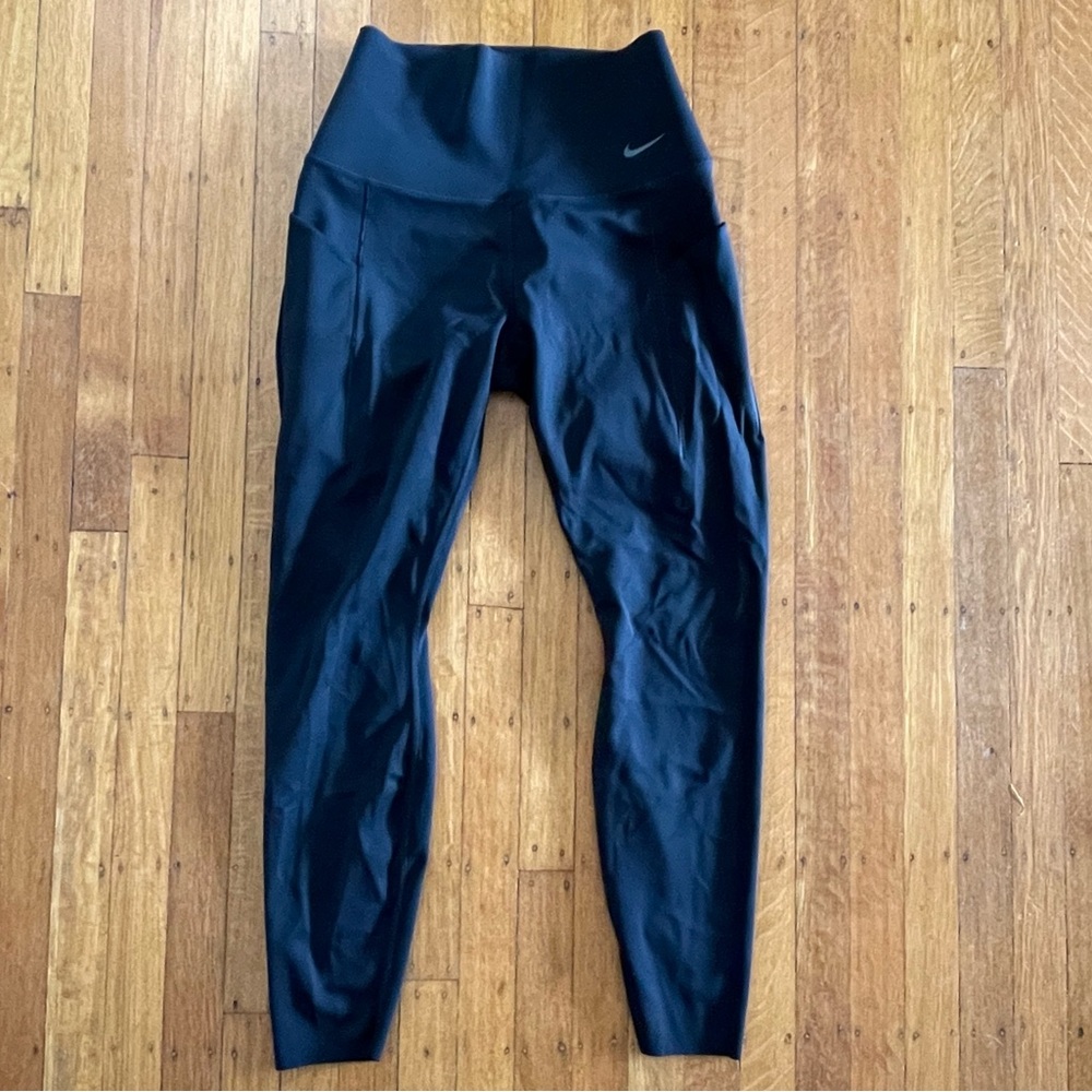 Nike Universa Medium-support High-Waisted Full-Length Leggings with Pockets